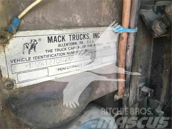 Mack MR6855 Camiões de lixo