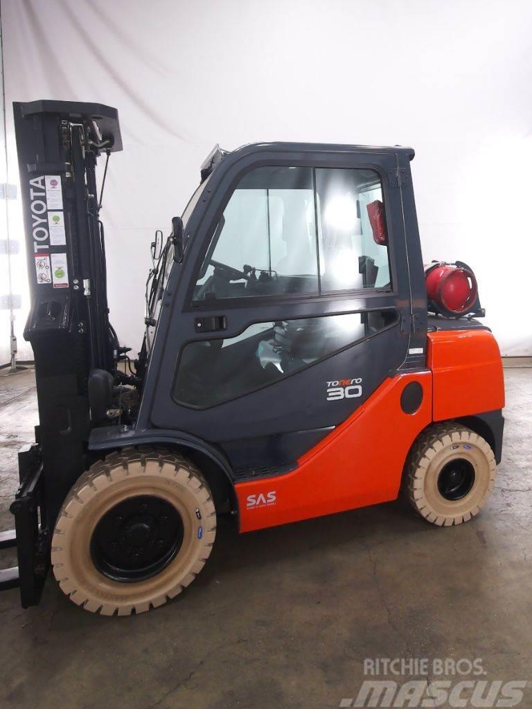 Toyota 02-8FGF30/Refurbished Empilhadores a gás