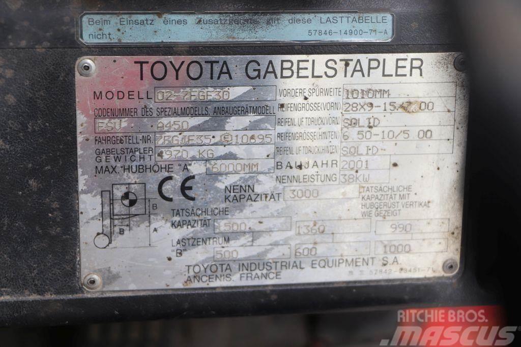 Toyota 02-7FGF30 Empilhadores a gás