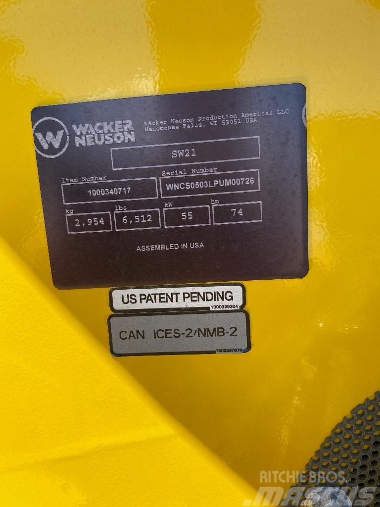 Wacker Neuson sw21 Carregadoras de direcção deslizante
