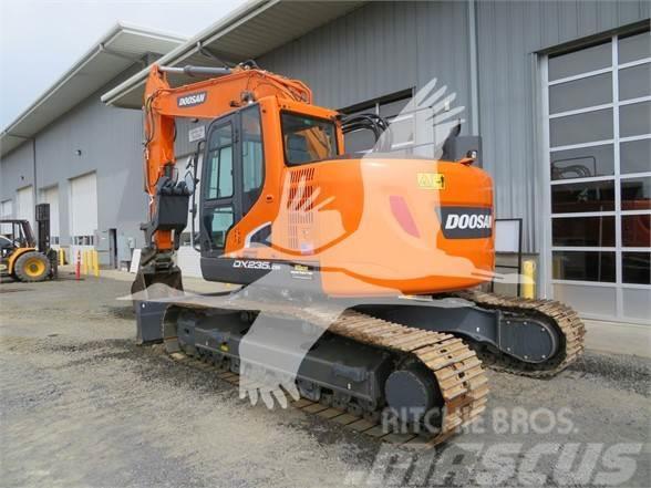 Doosan DX235 LCR-5 Escavadoras de rastos