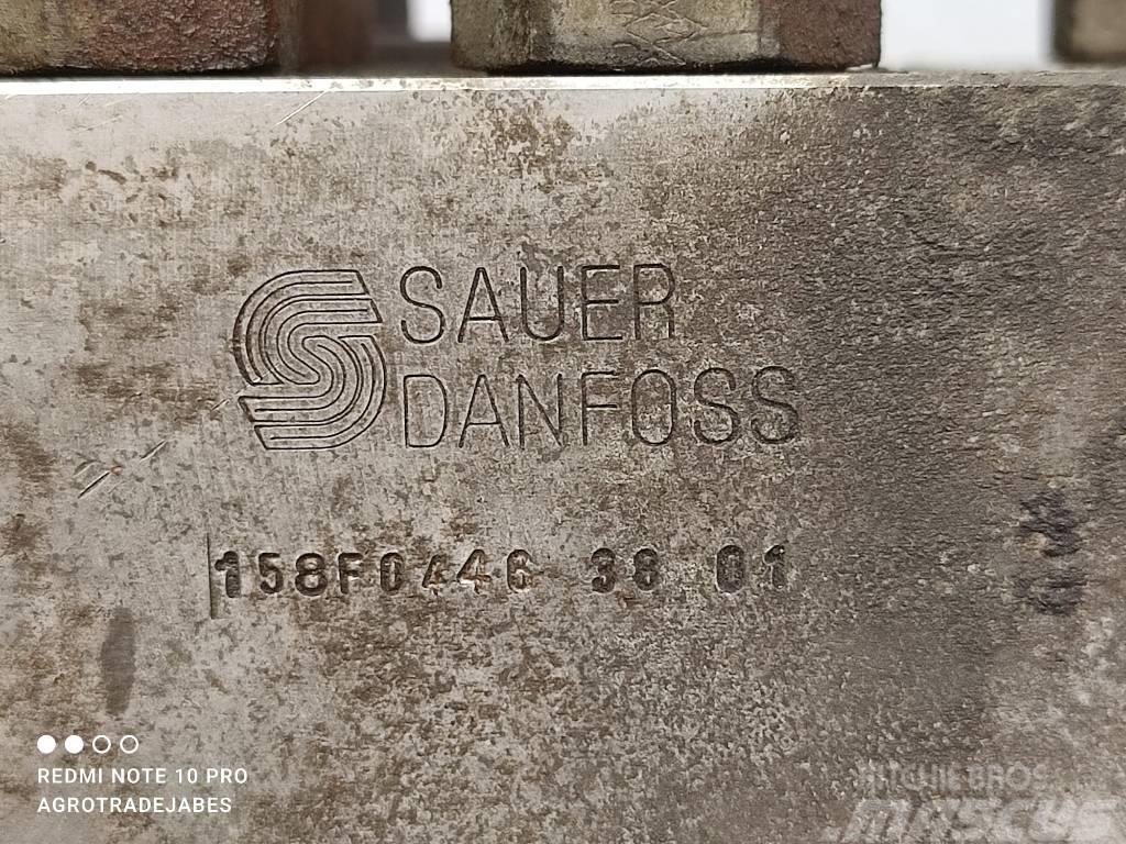 Sauer Danfoss Hydraulic block 158F0446 38 01 Hidráulica