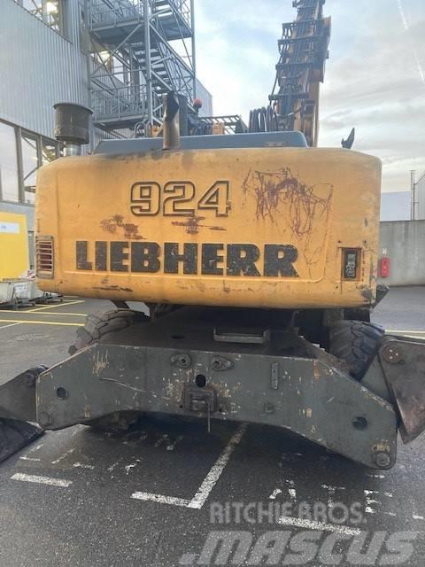 Liebherr 924C-LI Escavadoras de rodas