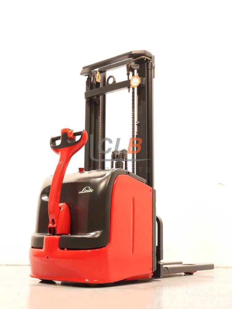 Linde L 14 / 372 Self propelled stackers