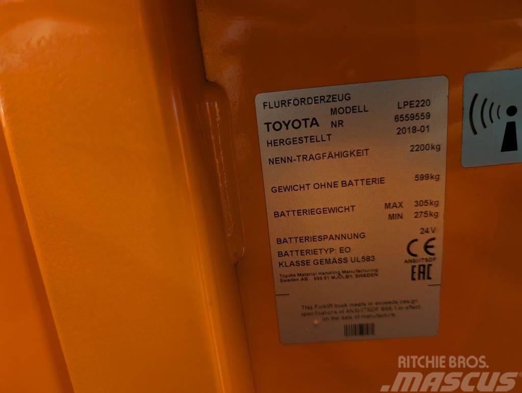 Toyota LPE 220 // Batterie 2020 // 3810 Std. // Initialhu Preparadoras de encomendas de baixa elevação