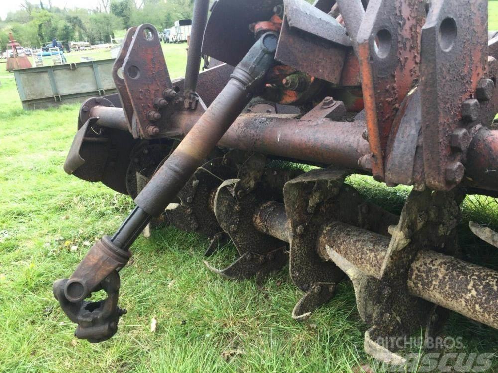 Howard Tractor Mounted Rotovator £590 Grades mecânicas e moto-cultivadores
