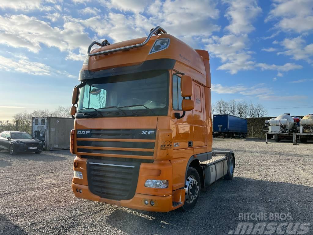DAF XF460FT lowdeck Tractores (camiões)