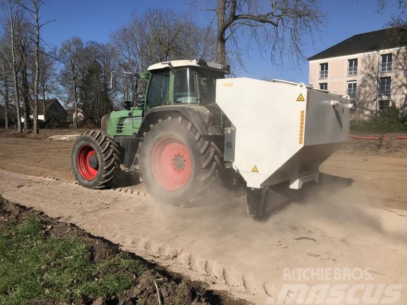  amag Bindemittelstreuer 5 m³ Heckanbau Traktor Recicladores de asfalto