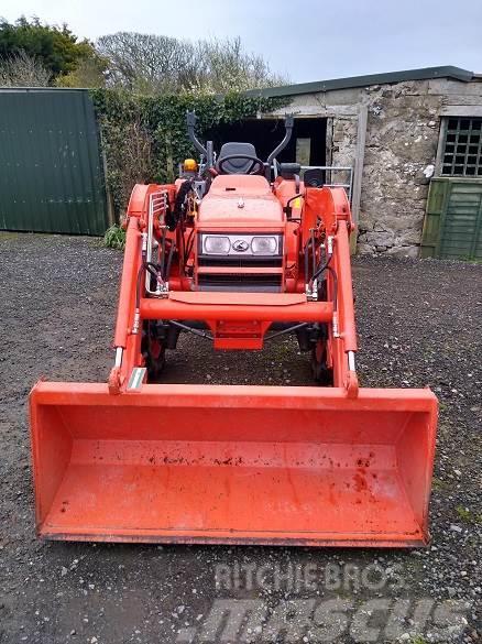 Kubota L3200D TRACTOR Outros