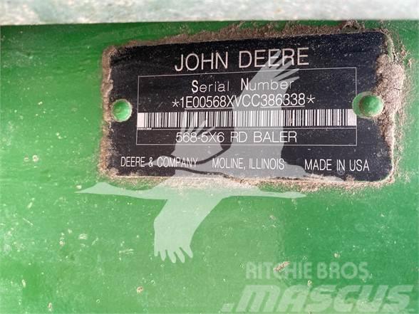 John Deere 568 Enfardadeira de rolos