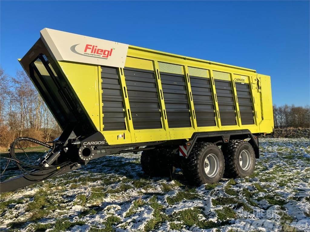 Fliegl Cargos 750 Trend Equipamento de manuseamento e colocaçăo