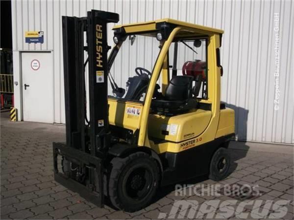 Hyster H3.0FT Porta palettes