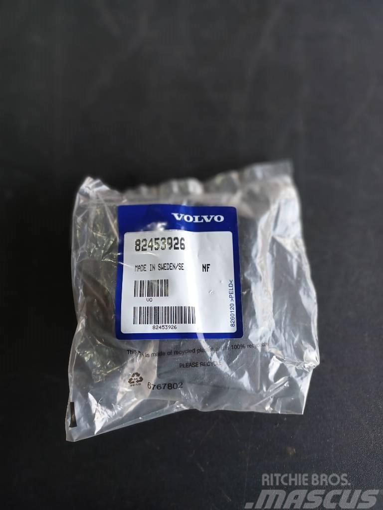 Volvo INSERT 82453926 Electrónica