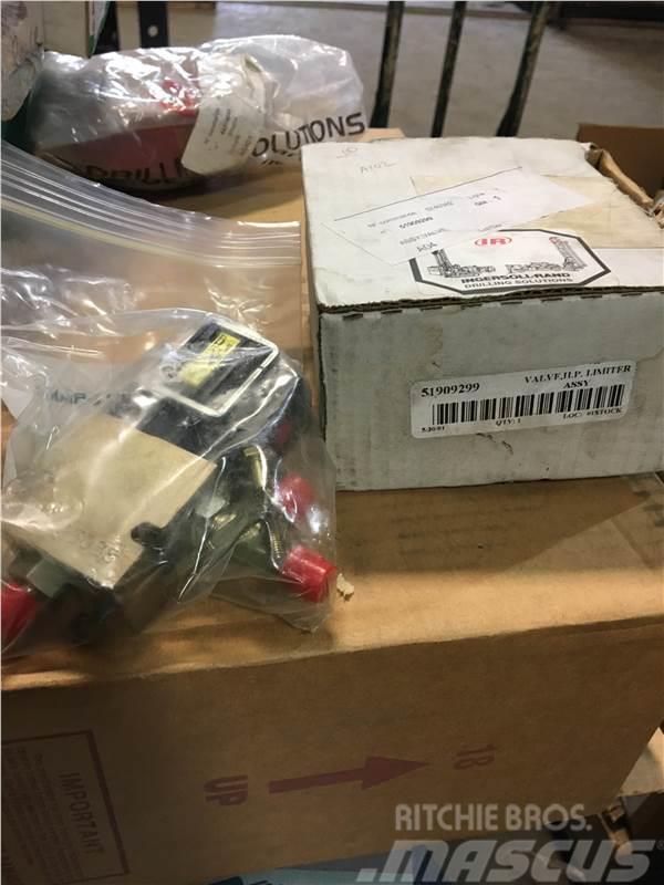 Ingersoll Rand VALVE ASSEMBLY - 51909299 Outros componentes