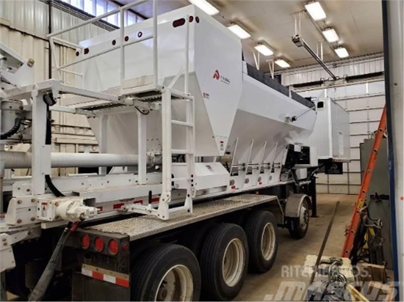 ProAll P10550-TRL Mobile Cement Mixer Camiões de betão