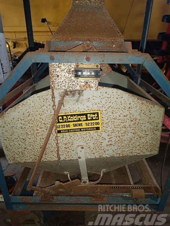 Kongskilde kornvægt 25 kg pr. bats med aspiratør KF12 Equipamento de limpeza de grãos