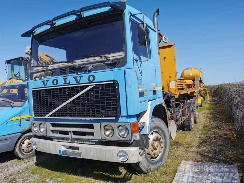 Volvo F10 Camiões estrado/caixa aberta
