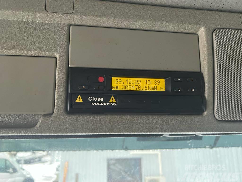 Volvo FM9 300, 4x2 HIAB CRANE Camiões grua