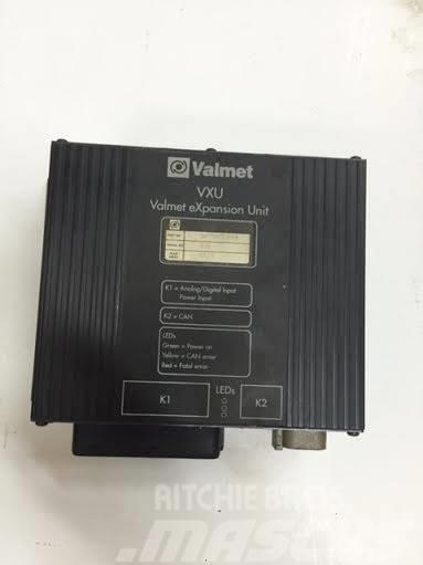 Valmet 860.1 modules Electrónica
