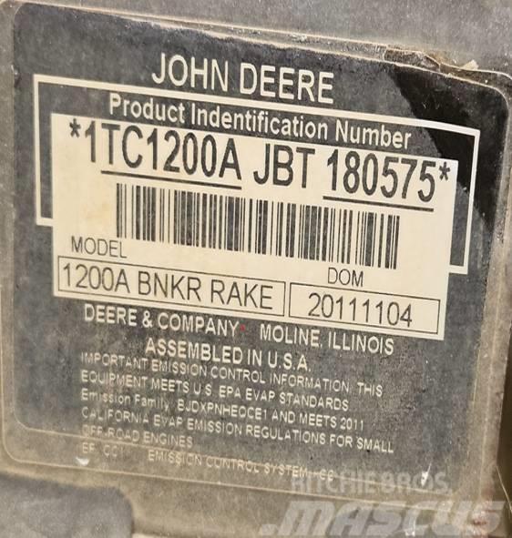 John Deere 1200 A Ancinhos
