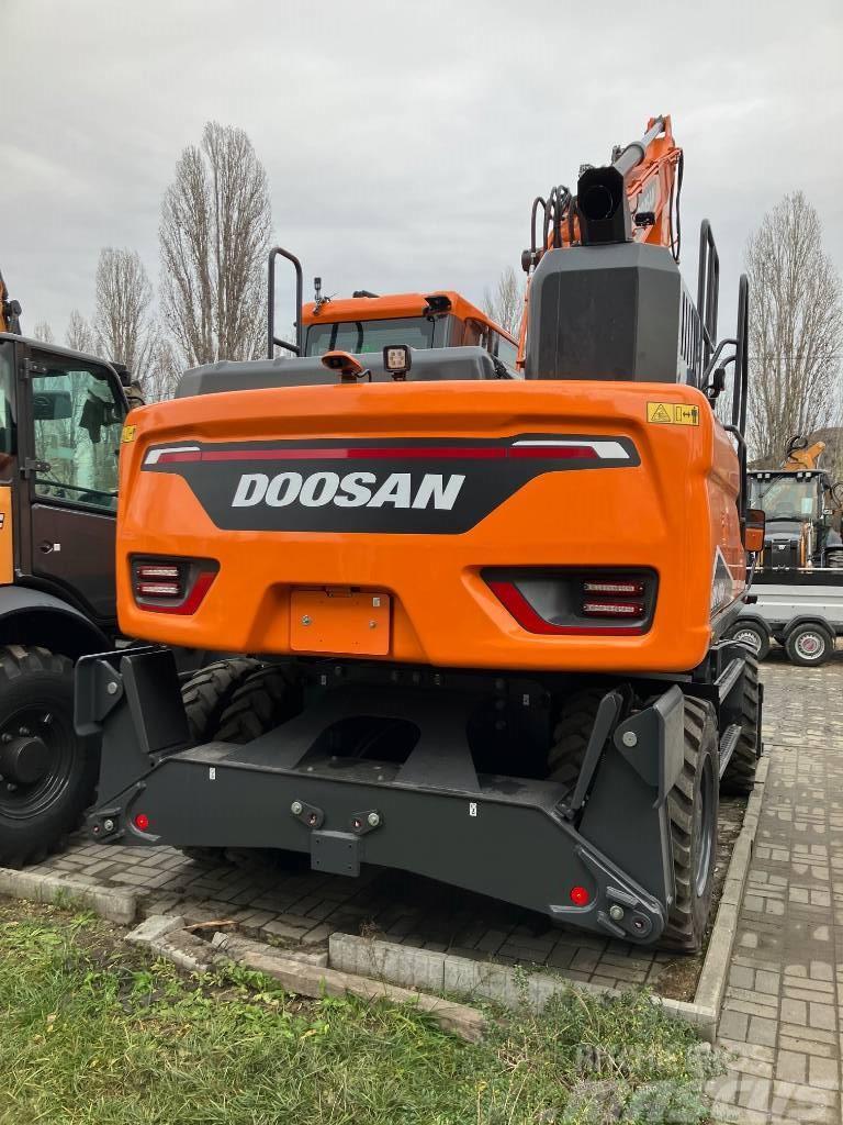 Doosan DX 170 W-7 Escavadoras de rodas