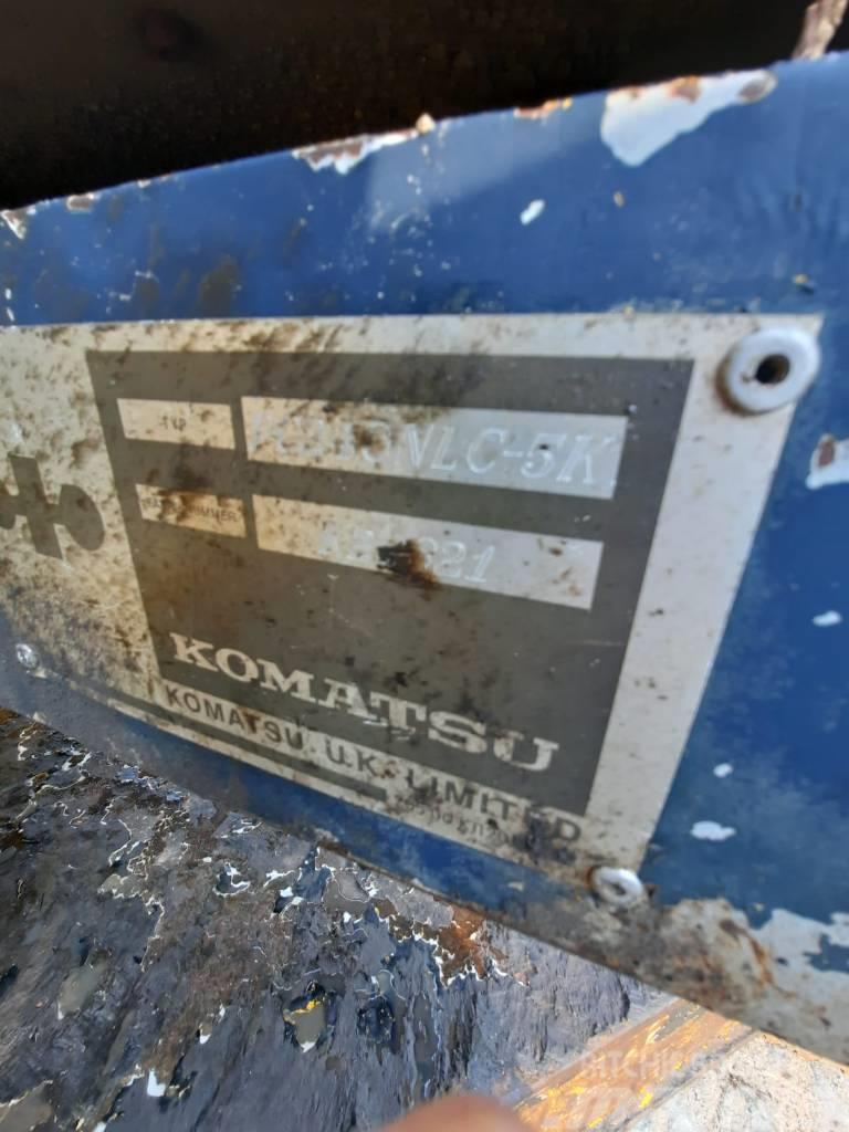 Komatsu PC240NLC-5K Escavadoras de rastos