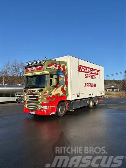 Scania R580LB6x2HLB, 2016 17pl Ekeri Skap med varme/sideå Camiões de caixa fechada