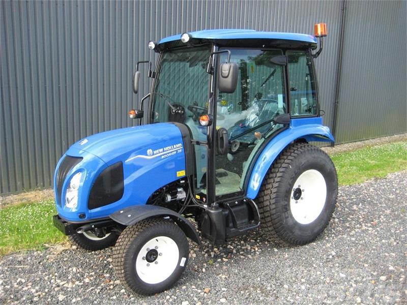 New Holland BOOMER 35 HST Tractores compactos