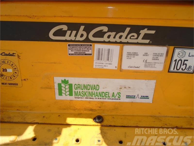 Cub Cadet Z1 L122cm - 2019 - 480 Timer Tractores compactos