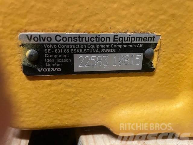 Volvo G990 Transmissão