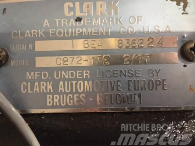 Clark converter Model C272-132 2/77 ex. Rossi 950 Transmissão