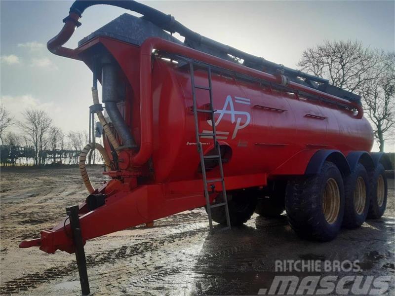 AP GV 25 Camiões-cisterna de lamas