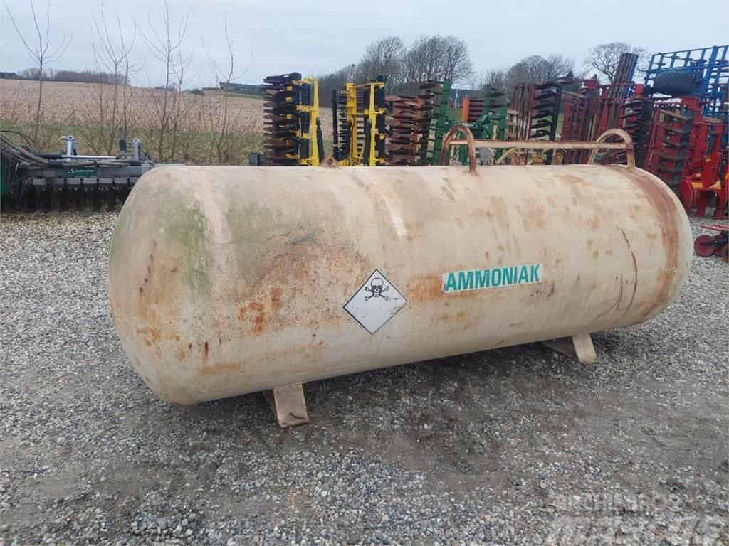 Agrodan Ammoniaktank 3200 kg Reservatórios de combustível e aditivos 