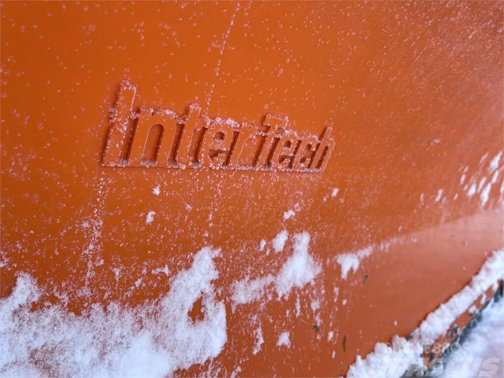 Inter-Tech SKRÅPLOV 3 METER Lâminas de neve e arados