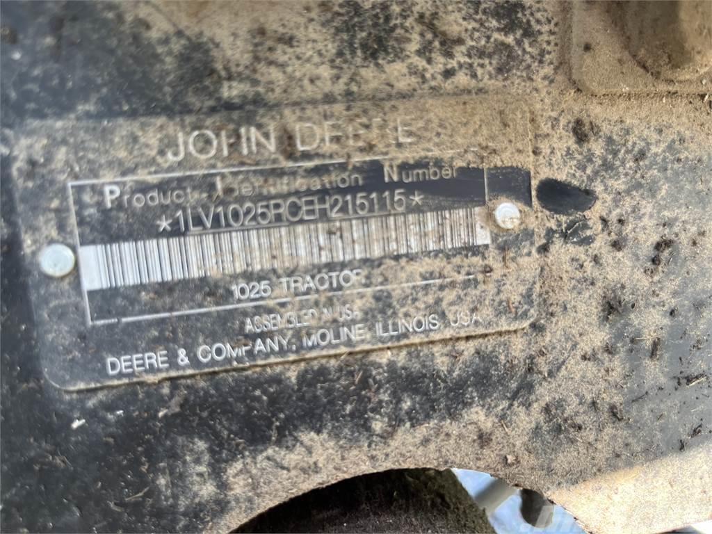 John Deere 1025R Tractores compactos
