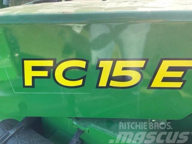 John Deere FC15E Cortadores, moinhos e desenroladores de fardos