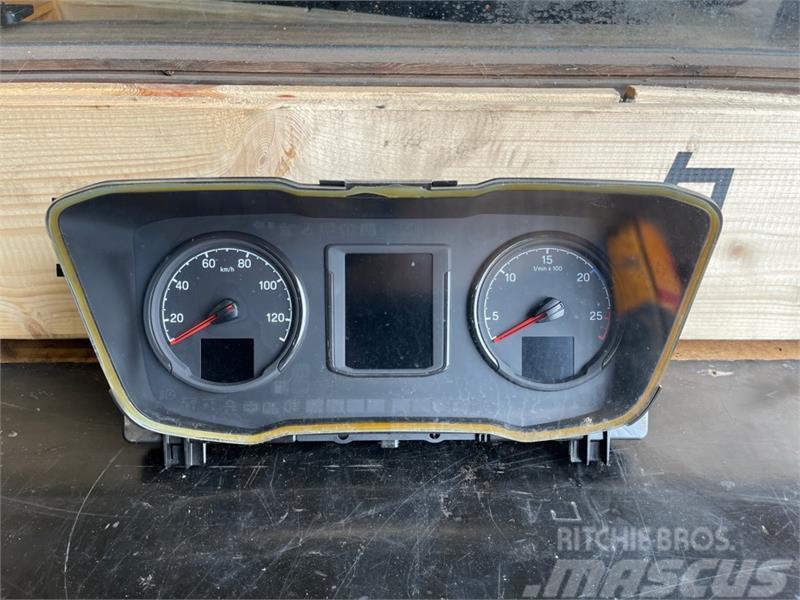 Scania  INSTRUMENT CLUSTER 2994191 Electrónica