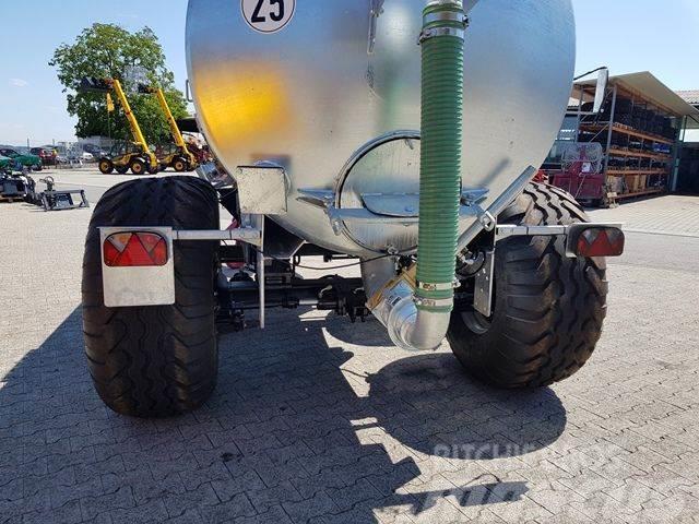 Fuchs Tandem 8400 Liter Camiões-cisterna de lamas