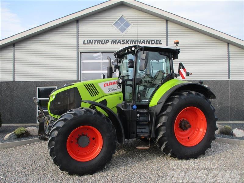 CLAAS AXION 870 CMATIC med frontlift og front PTO, GPS r Tratores Agrícolas usados