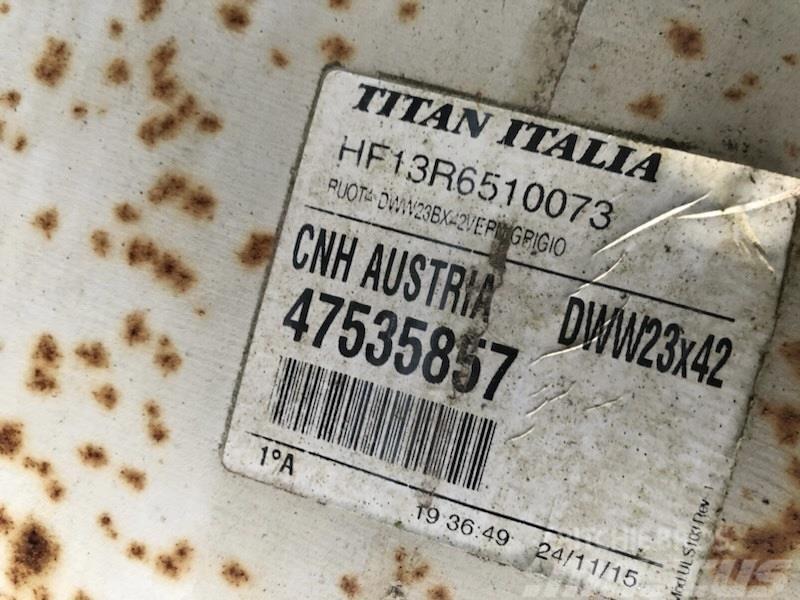 Titan 23x42 10 huls fra NH T7.315 Pneus Agrícolas