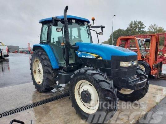 New Holland TM130 Tratores Agrícolas usados