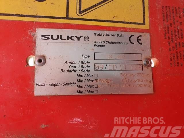Sulky X 44 Espalhadores de minério