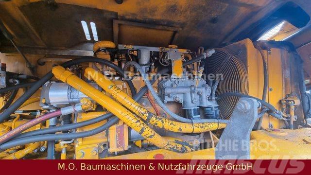 Liebherr A 312 / VSA / Schalengreifer / Escavadoras de rodas