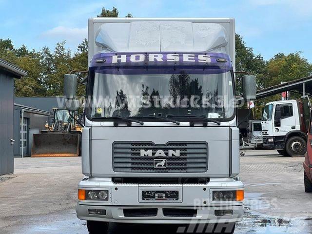 MAN 18.280 Roelofsen mit Wohnabteil Camiões de transporte de animais