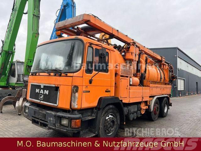 MAN 25.270 / Müller Saug u. Spühlwagen / 12.000 L / Camiões Aspiradores Combi