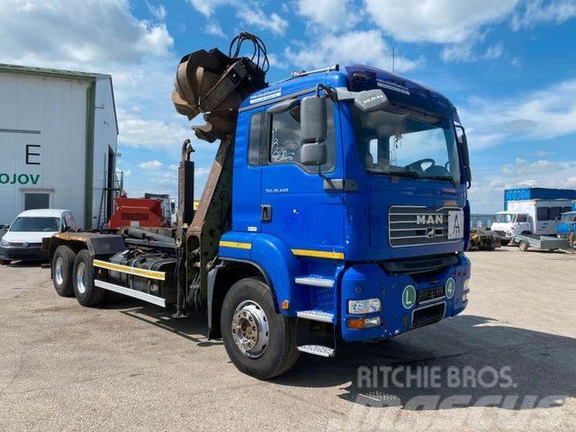 MAN TGA 26.440 6X4 for containers with crane vin 874 Camiões Ampliroll