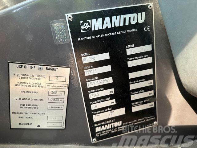Manitou MRT 2540 P manipulator vin 065 Elevadores braços articulados