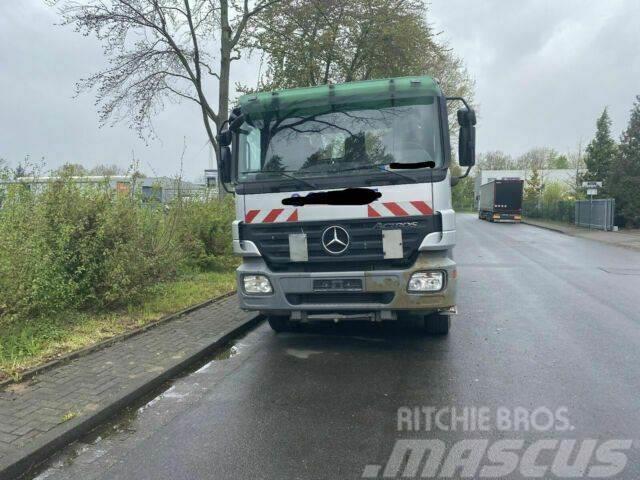 Mercedes-Benz 2641 Absetzer 6x2 Blatt/Luft Klima AHK Camiões caixa desmontável com elevador de cabo
