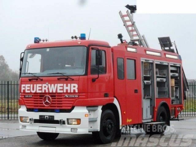 Mercedes-Benz ACTROS 1835 Feuerwehr 2080 L Fire Unit !! Outros Camiões