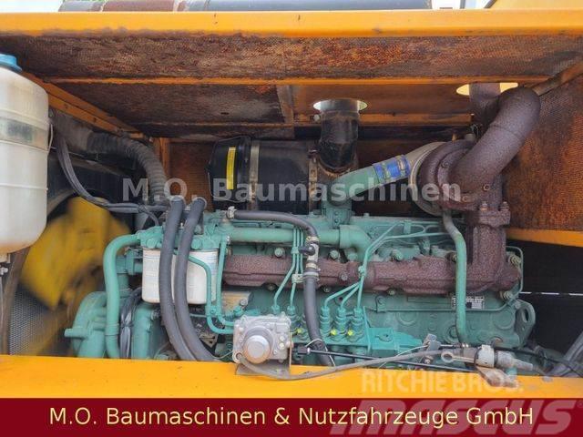 Svetruck 25-120-42 / 4 m / 25 T / SS / ZV / Empilhadores Diesel